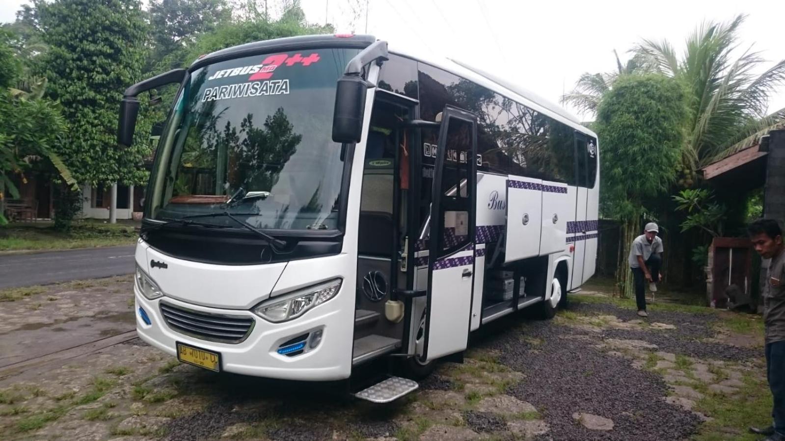 Astuti Gallery Homestay Yogyakarta Exteriör bild